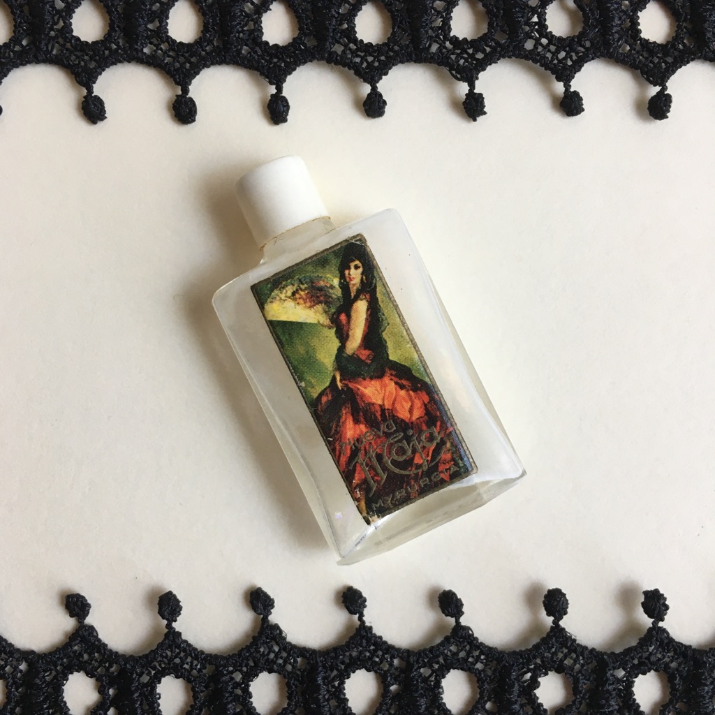Tiny Scent Bottle